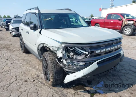 2022 Ford Bronco Sport Big Bend z USA, uszkodzony, nr VIN 3FMCR9B61NRE17977